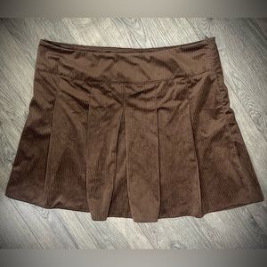 High Waisted Pleated Brown Corduroy Skirt